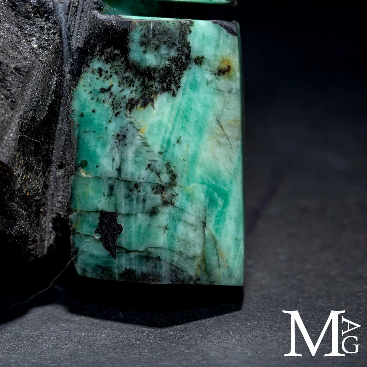 Scultura di Smeraldi: tra geologia e arte.