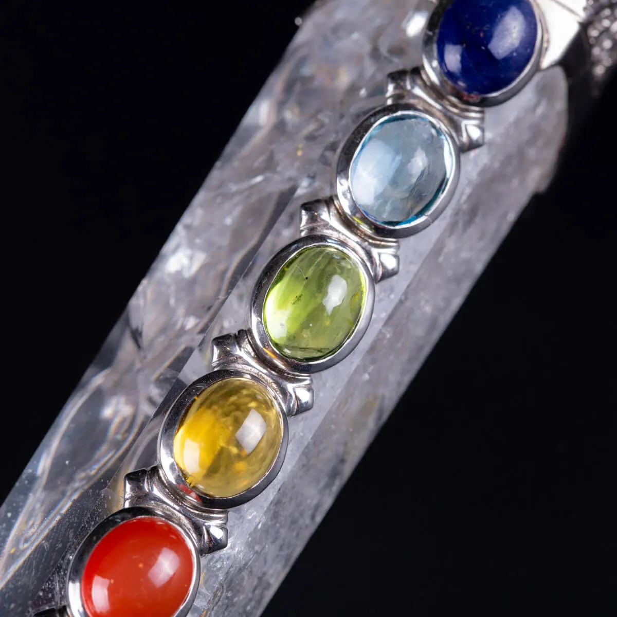 Scettro canalizzatore chakra in Quarzo con pietre preziose e argento