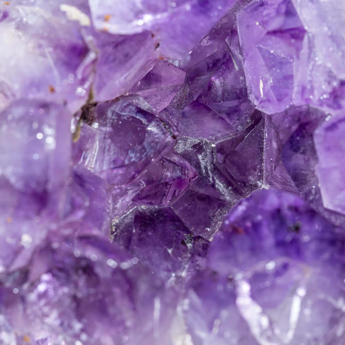 Sfera di Cristalli di Ametista Intagliata da Geode.
