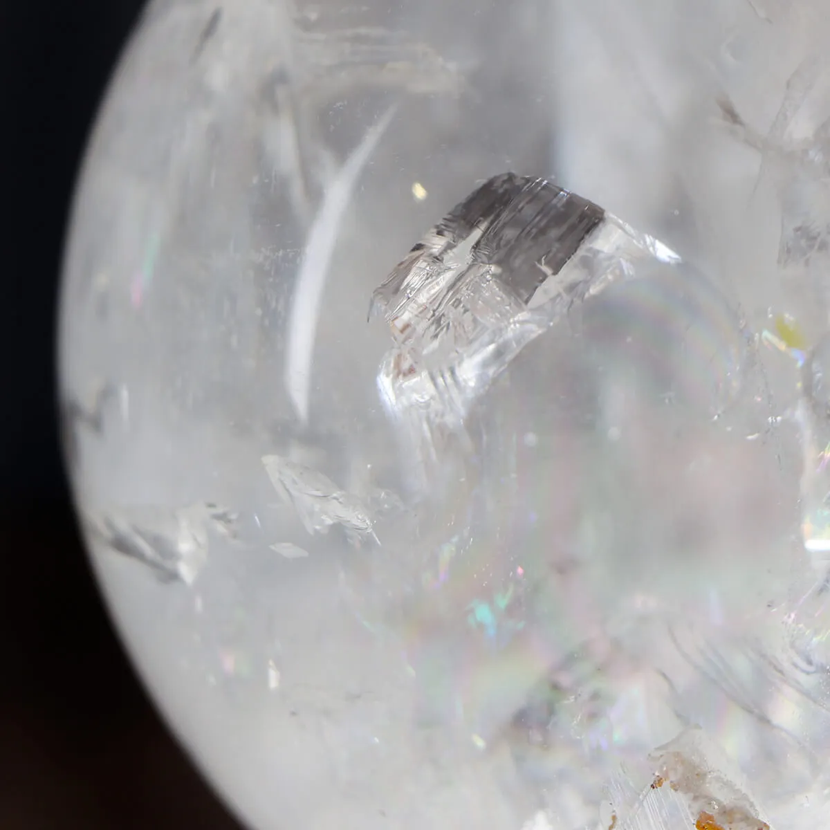 Sfera di Quarzo con base