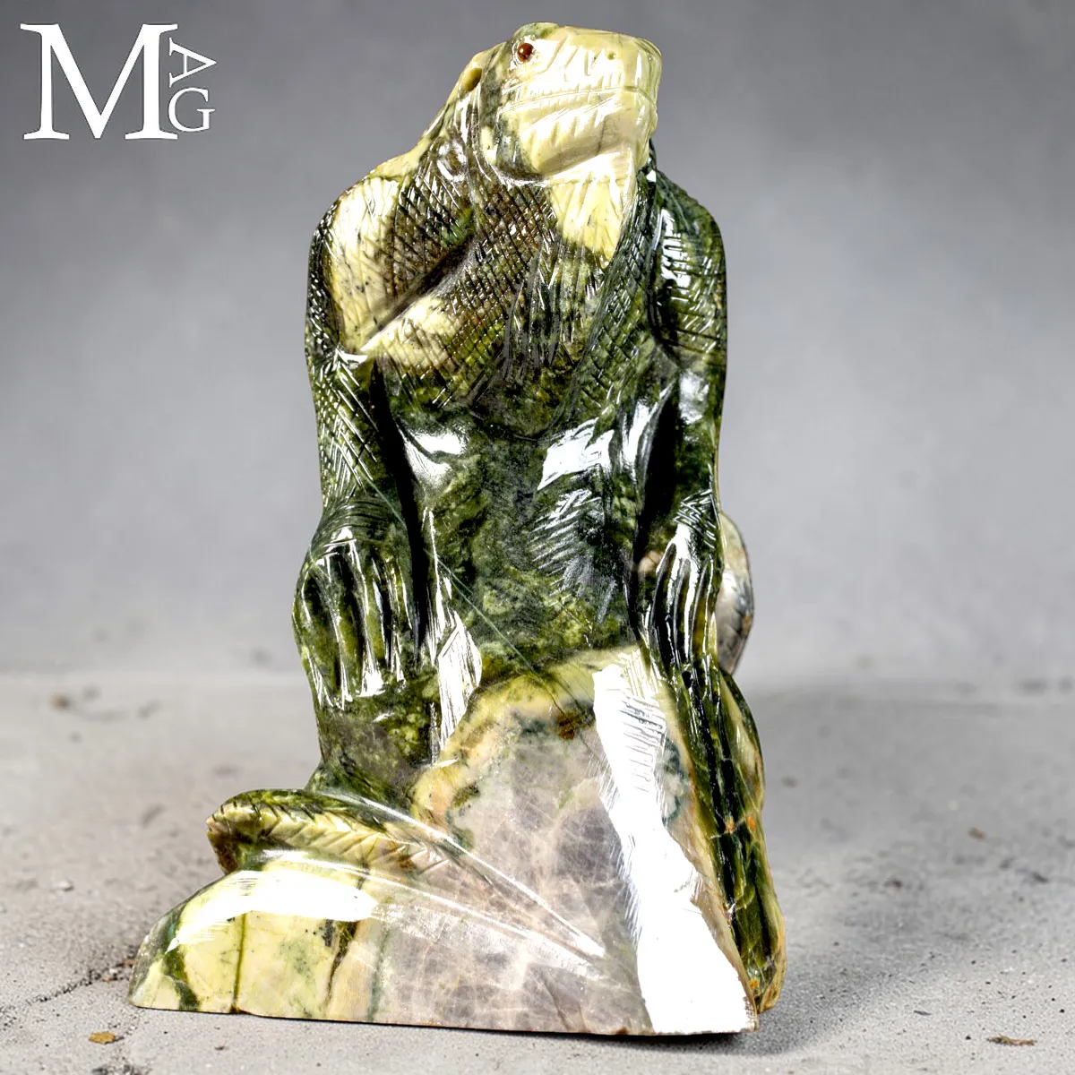 Scultura di Iguana in Serpentino – Artigianato del Perù