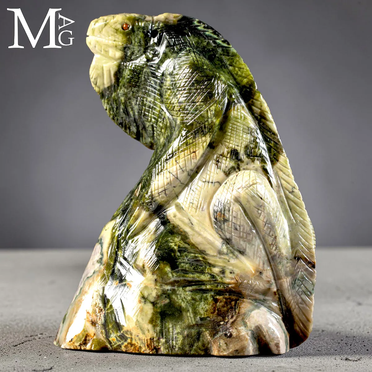 Scultura di Iguana in Serpentino – Artigianato del Perù