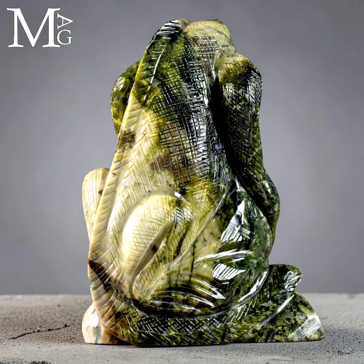 Scultura di Iguana in Serpentino – Artigianato del Perù