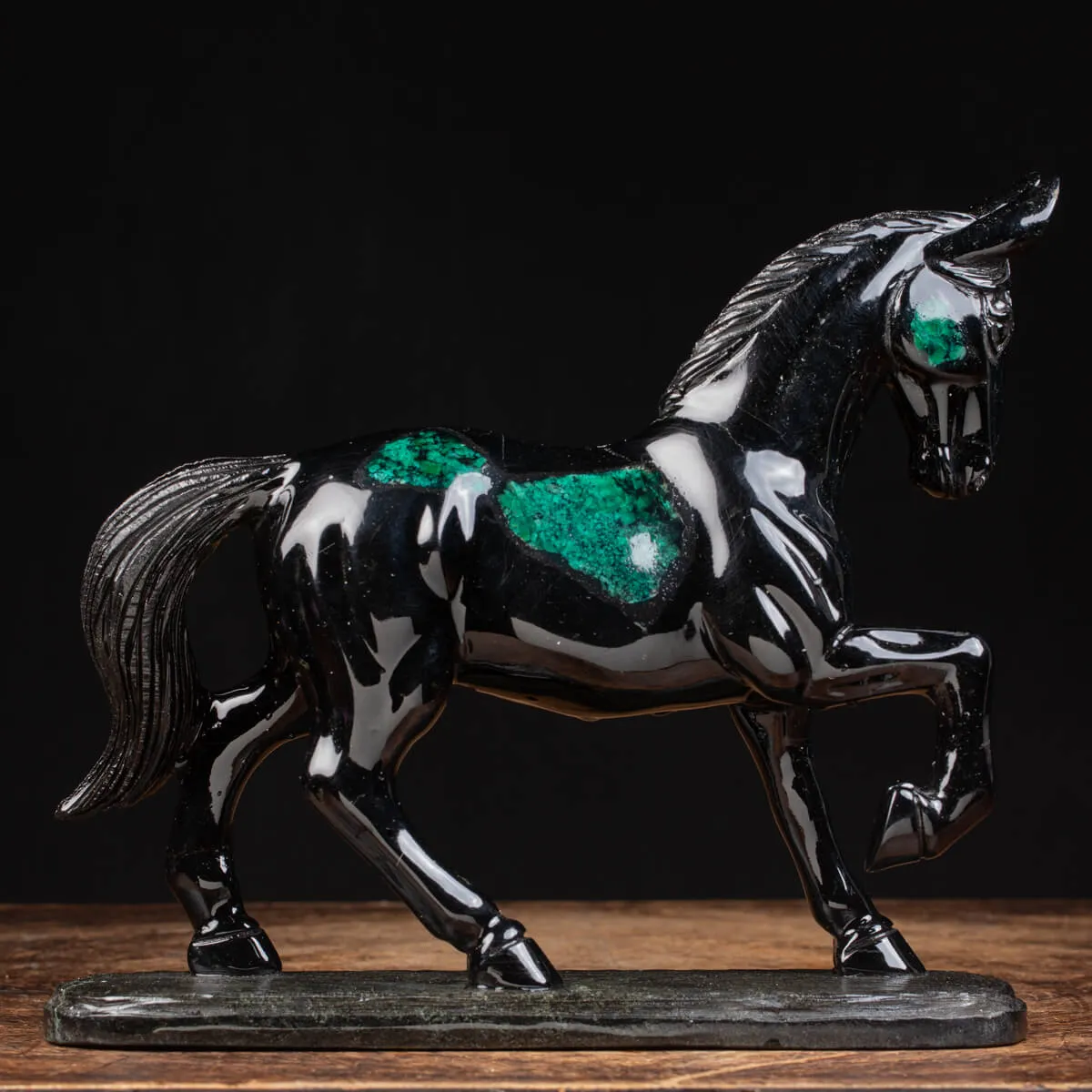 Scultura busto cavallo Smeraldo e Scisto nero