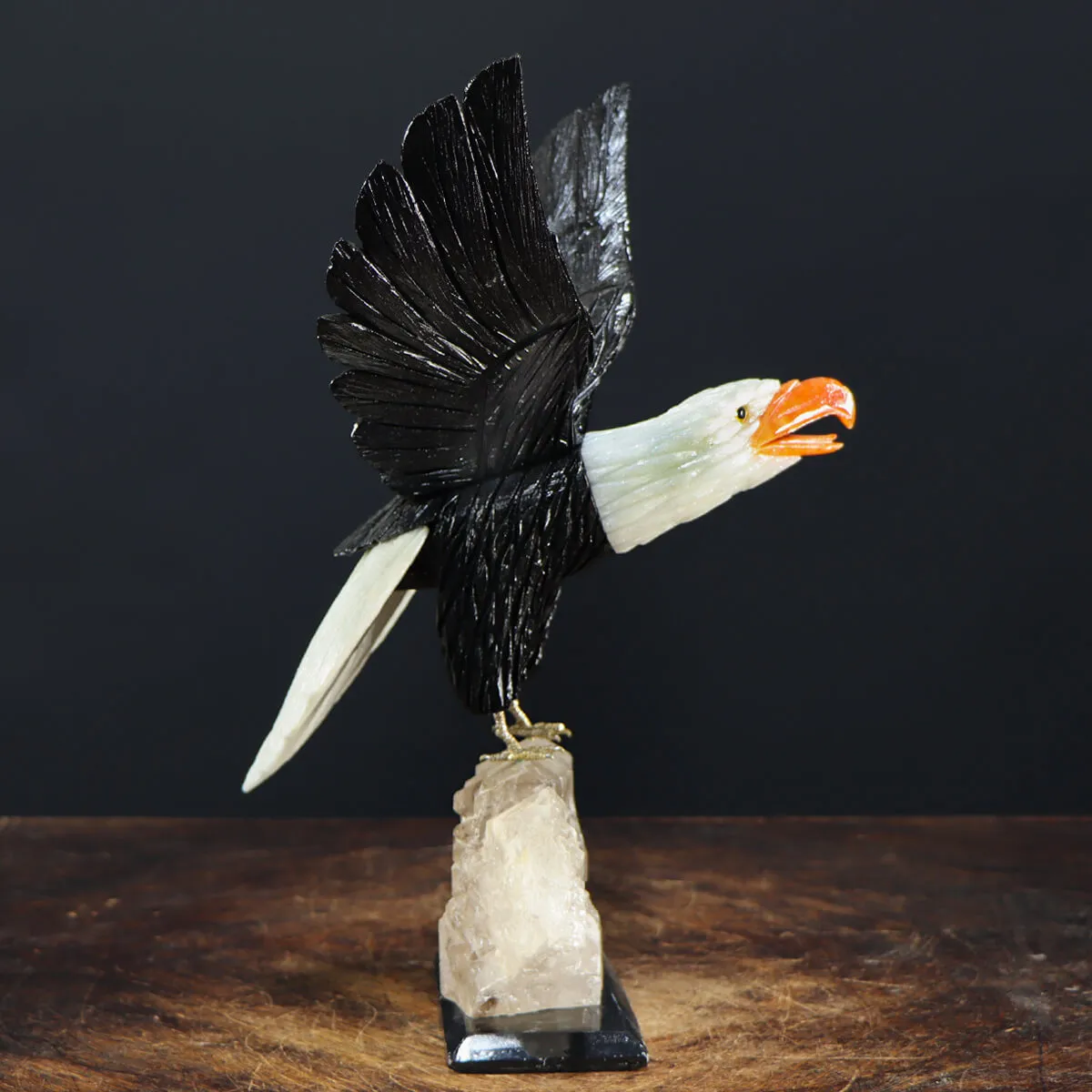 Aquila su Quarzo