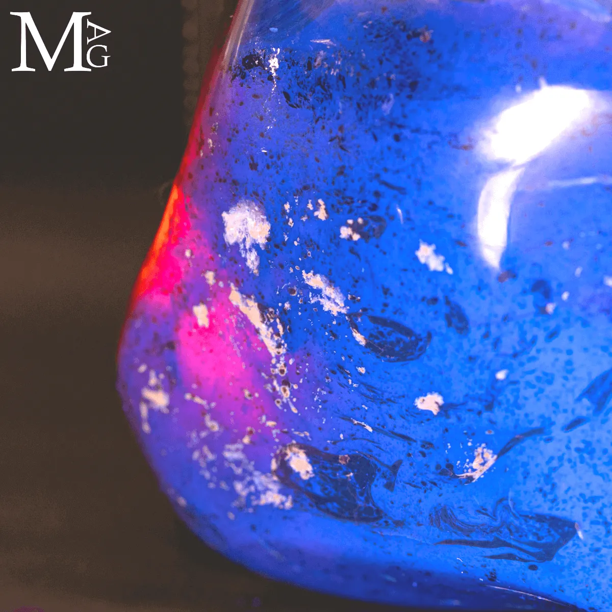 Ambra Blue: Resina tropicale fossilizzata