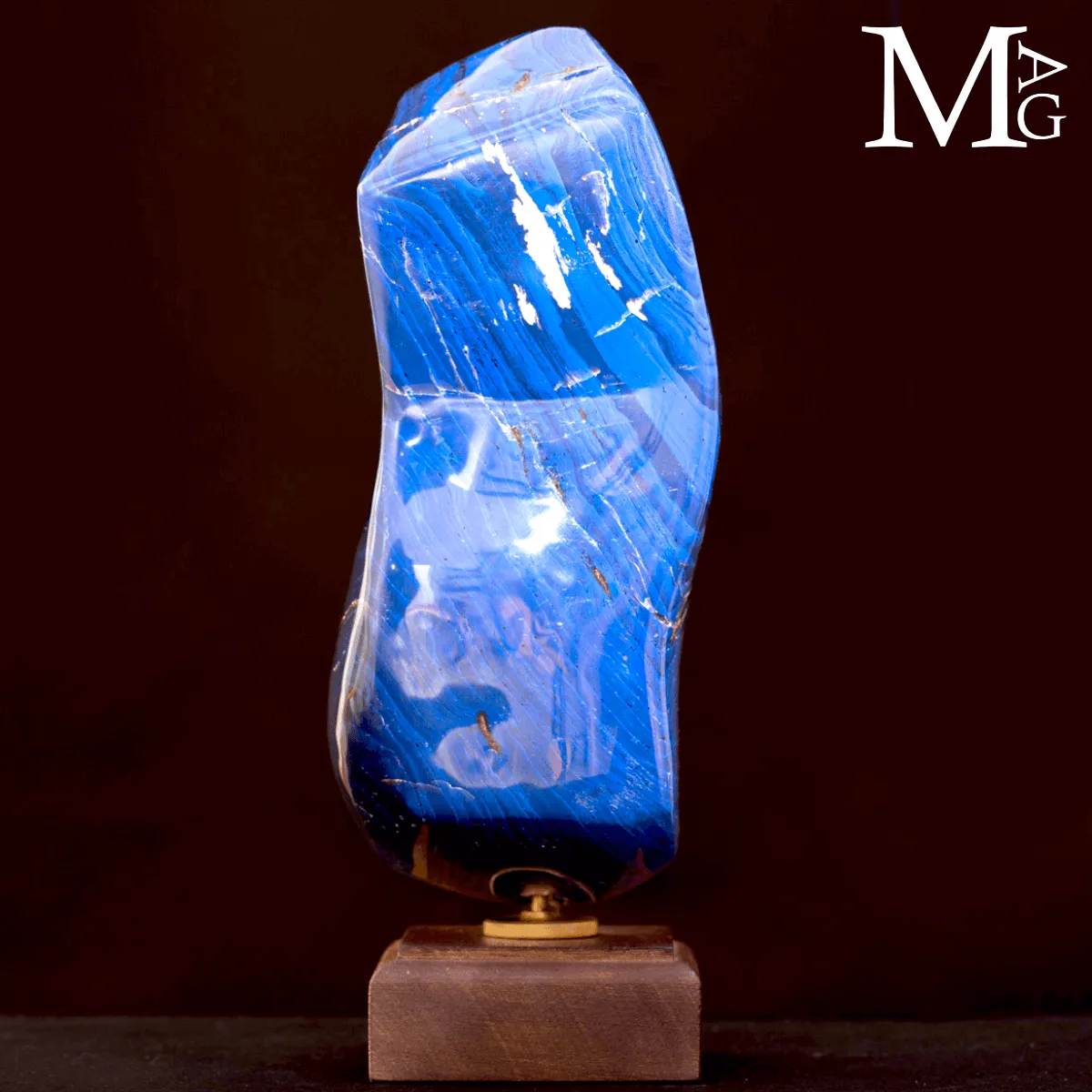 Ambra Blue di Sumatra - I Colori delle fluorescenze.