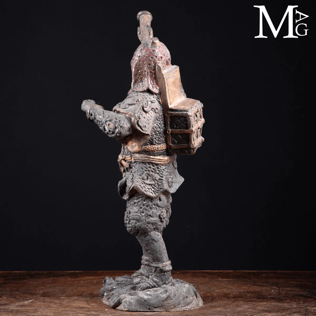 Scultura in Bronzo - Guerriero Cerimoniale Orientale.