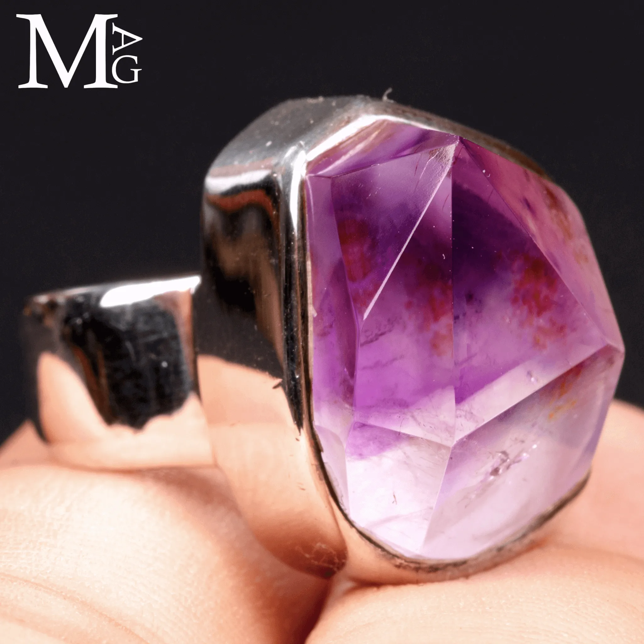 Anello in argento 925 con Ametista Boliviana.