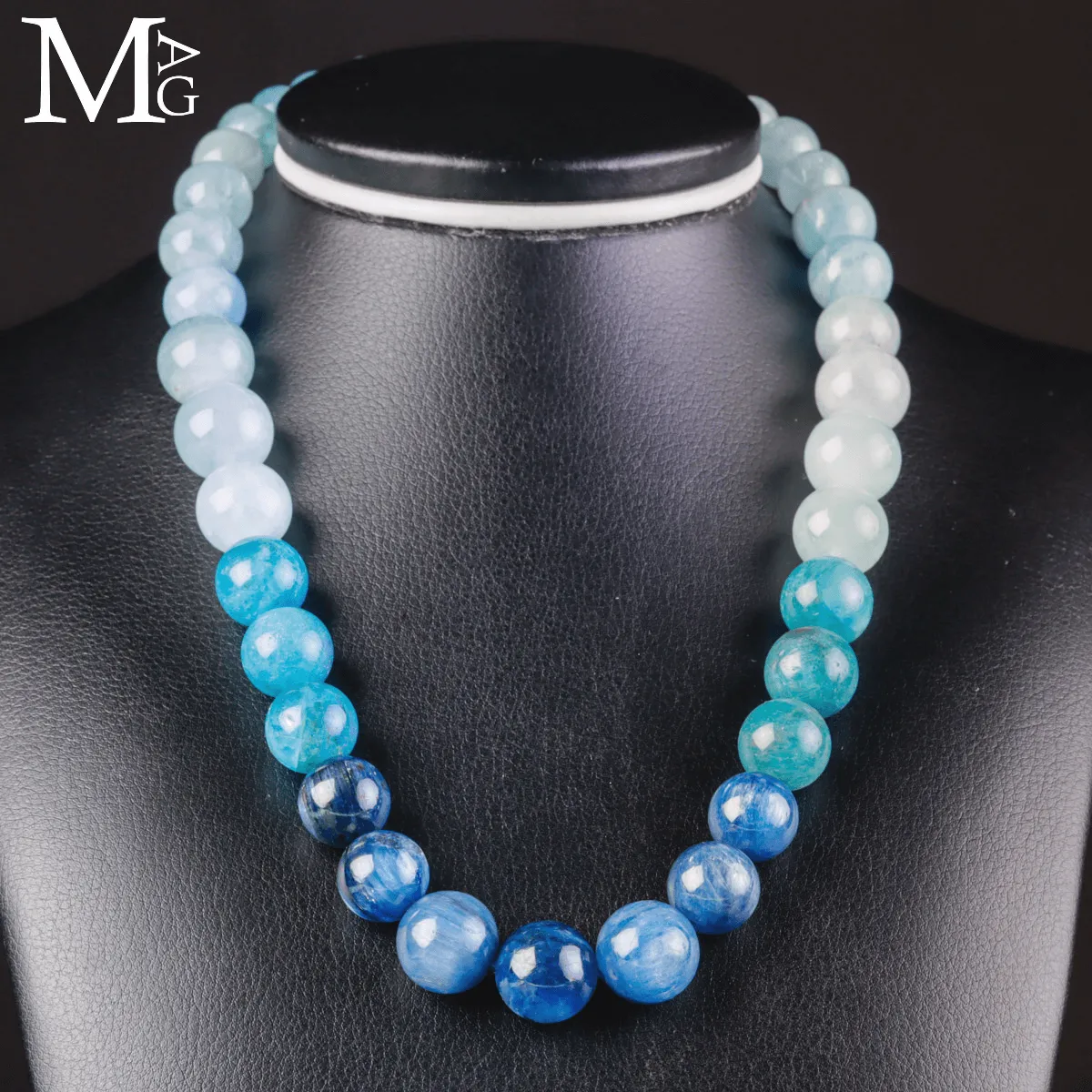 Collana in Kyanite, Neon Apatite e Acquamarina.