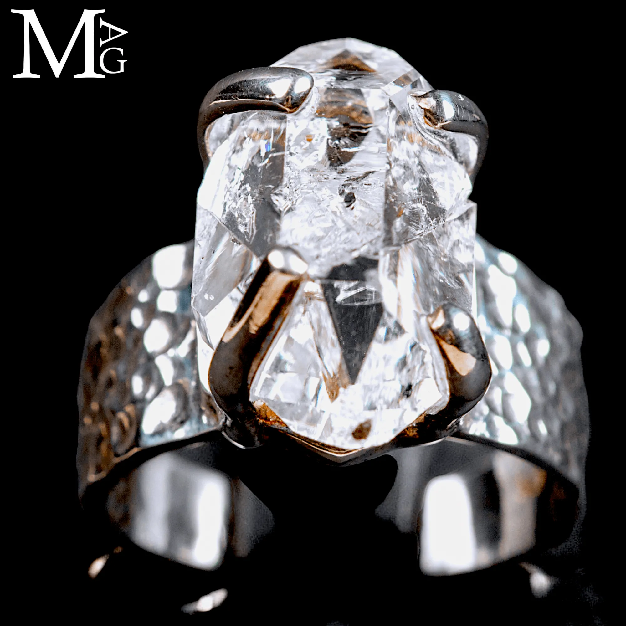 Anello in Argento con Diamante Herkimer.