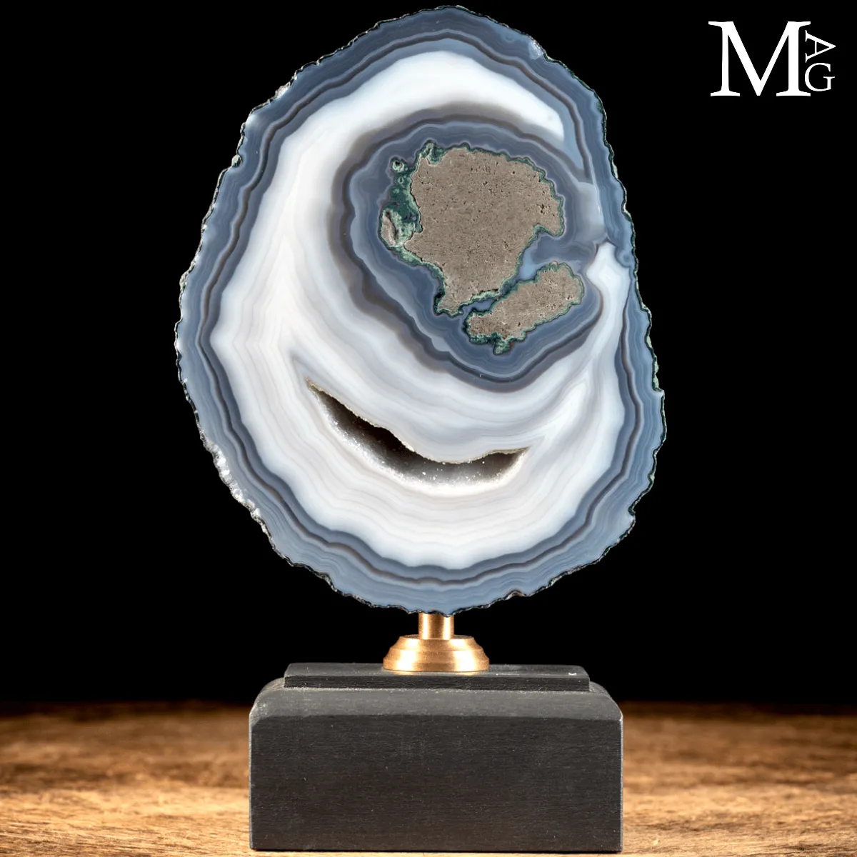 Fetta di Geode in Agata su Base – Il Sorriso della Terra.