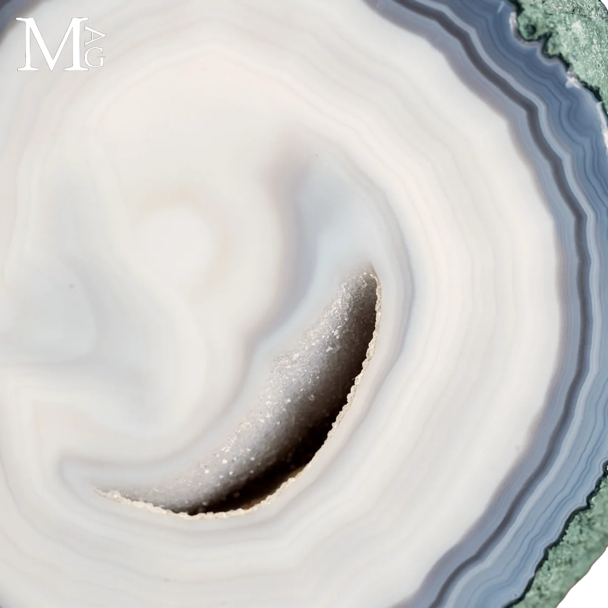 Fetta di Geode in Agata su Base – Il Sorriso della Terra.
