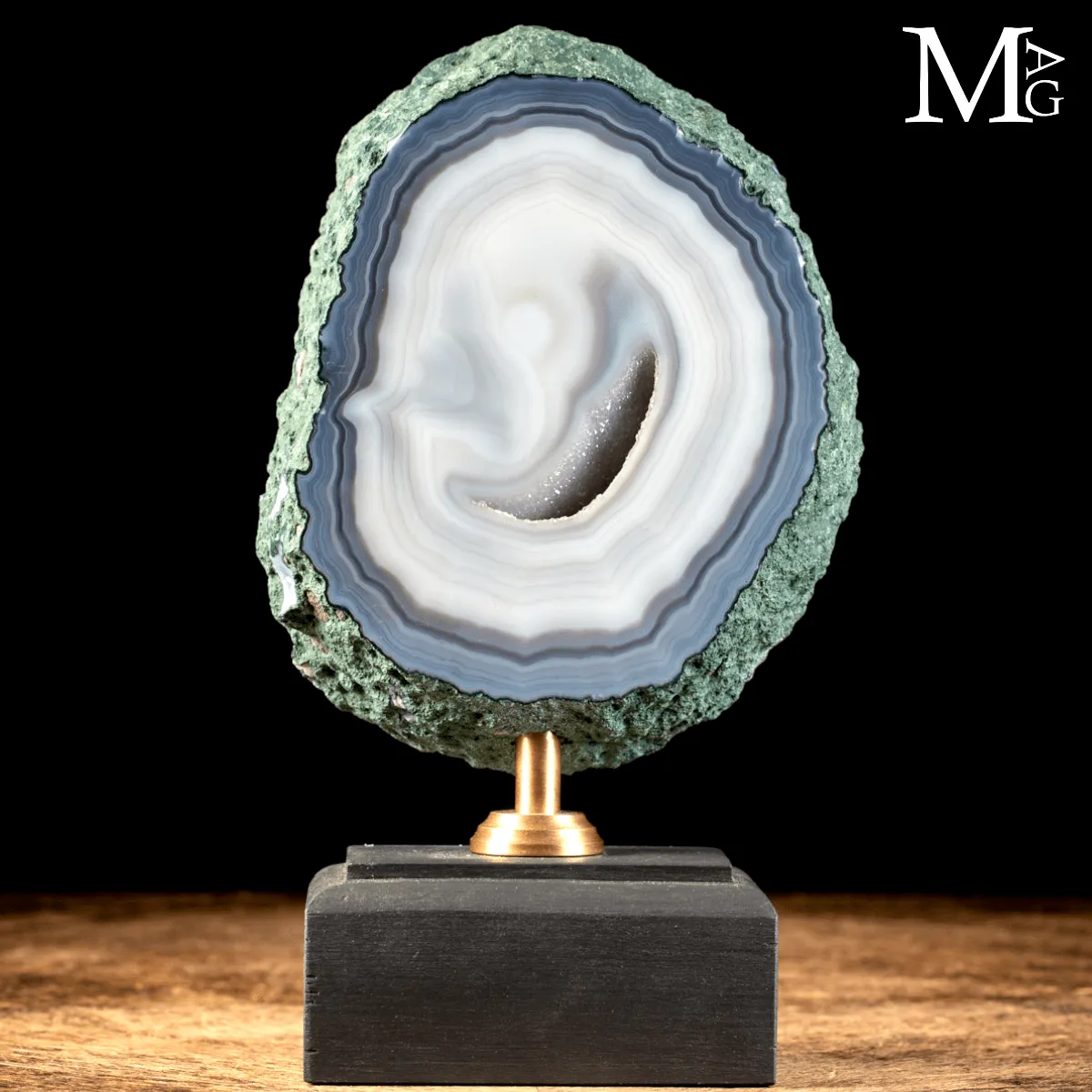 Fetta di Geode in Agata su Base – Il Sorriso della Terra.