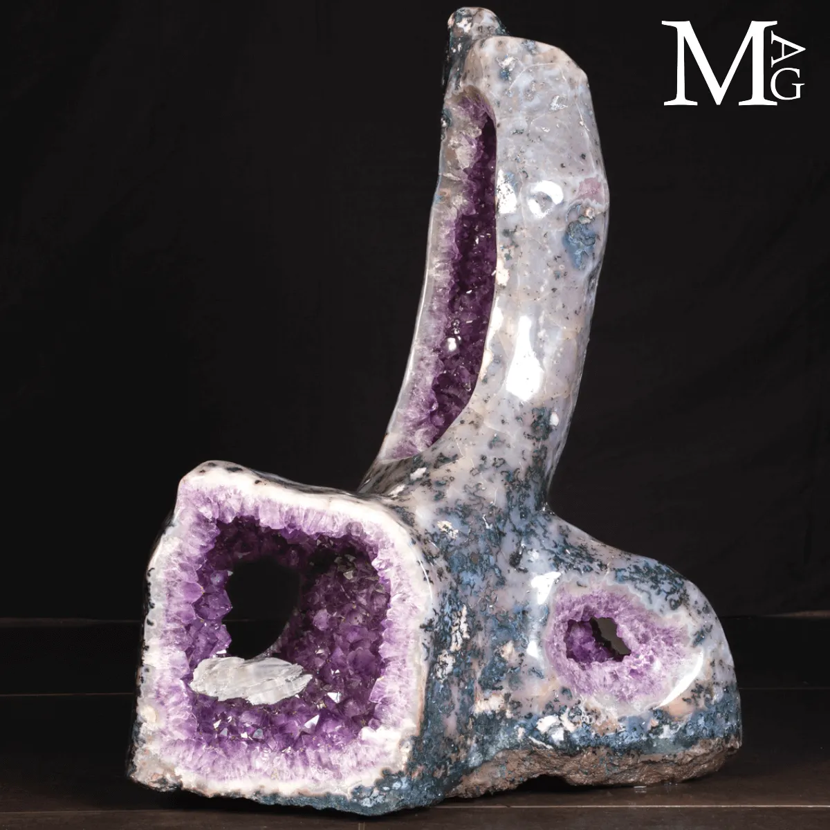 Grande Geode di Ametista a Struttura Tripla.