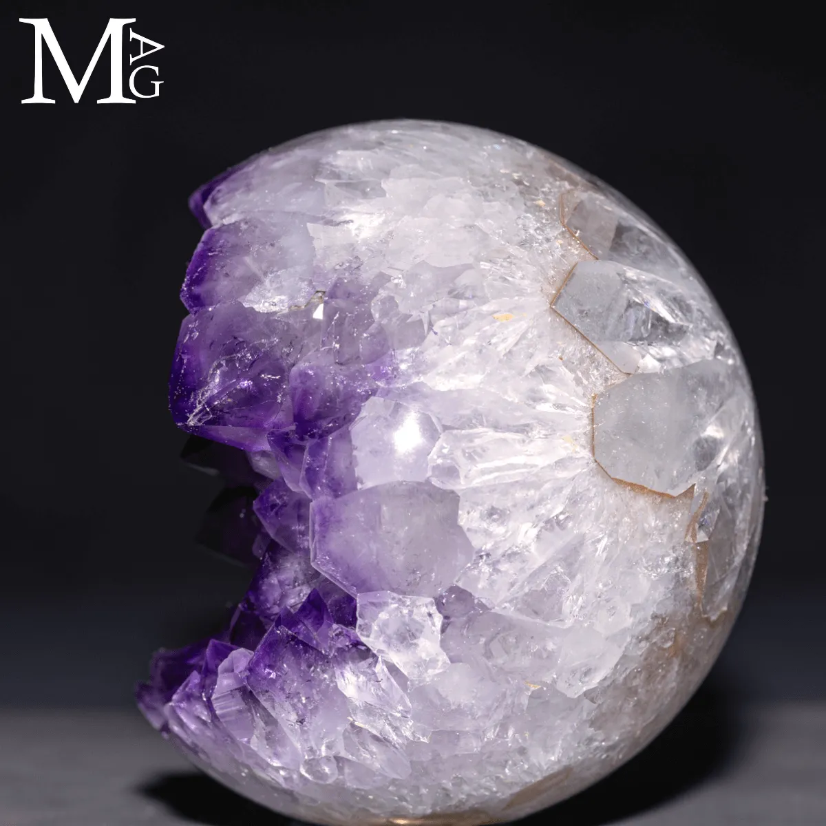 Sfera in Ametista Cristalli.