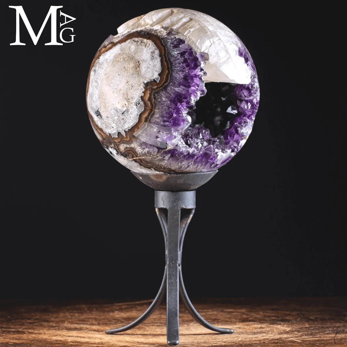 Sfera di Ametista - Geode con Cristallo di Calcite Naturale.