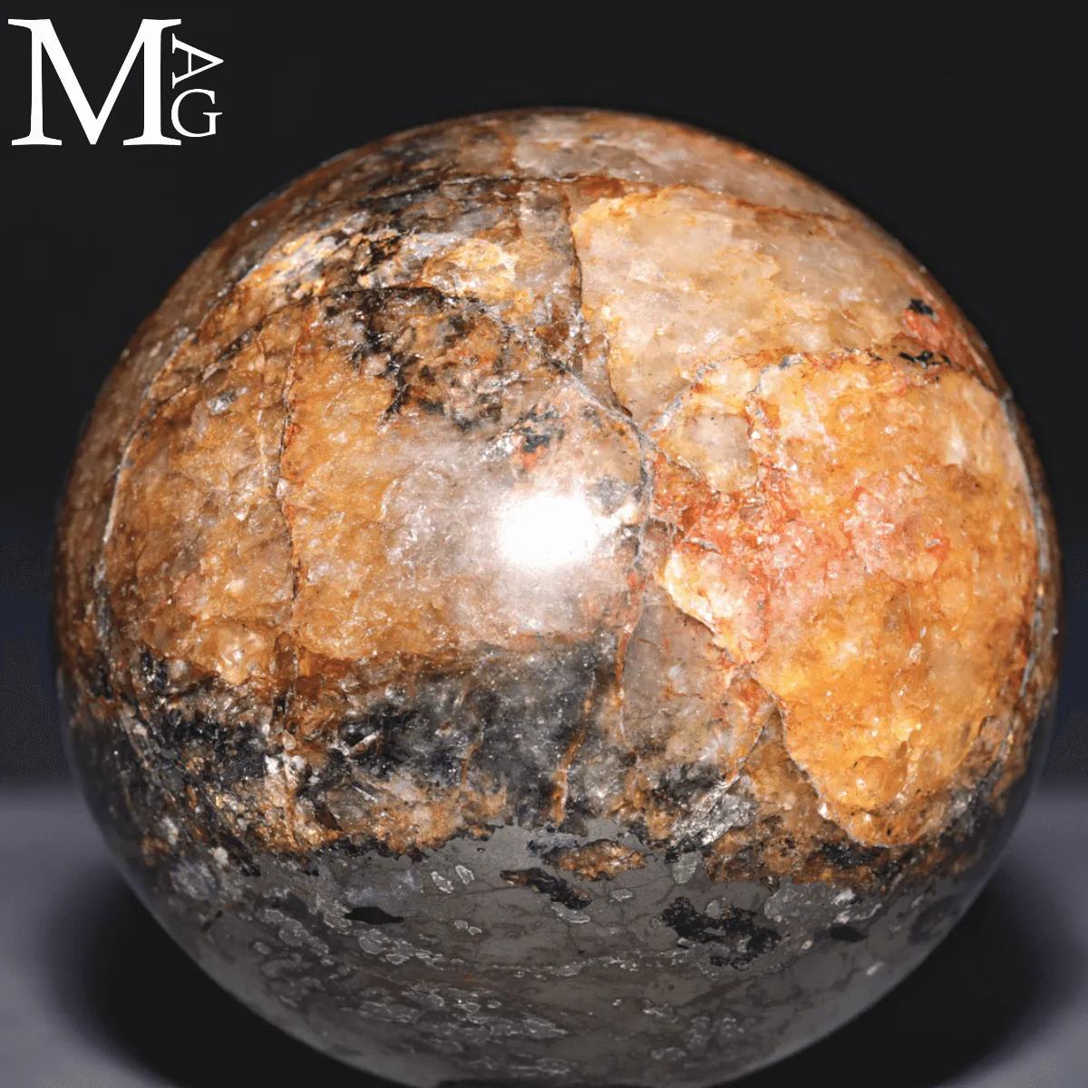 Sfera in Quarzo Ematoide con Inclusioni Ferrifere.