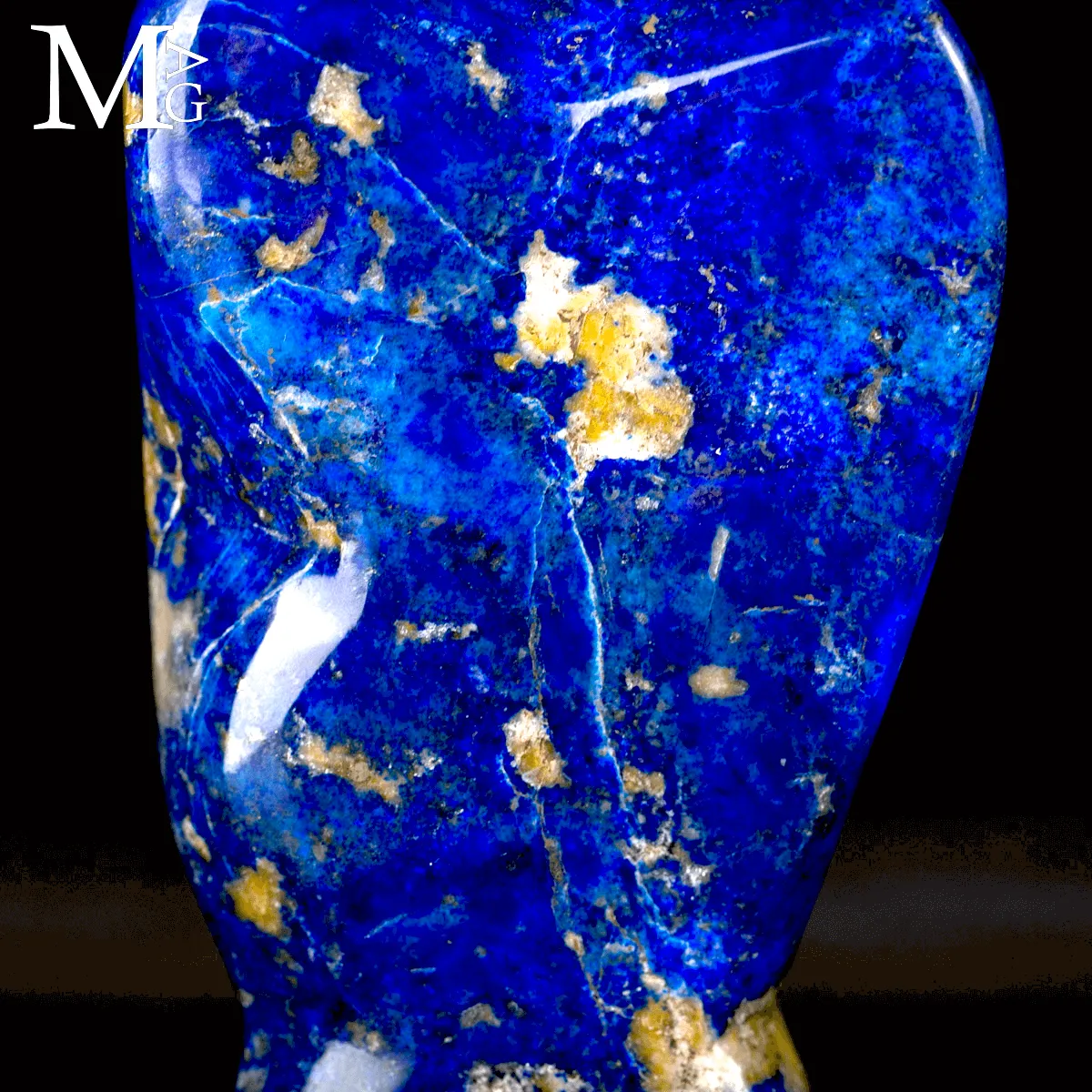 Lapislazzuli Afgano – Scultura naturale di alta qualità.