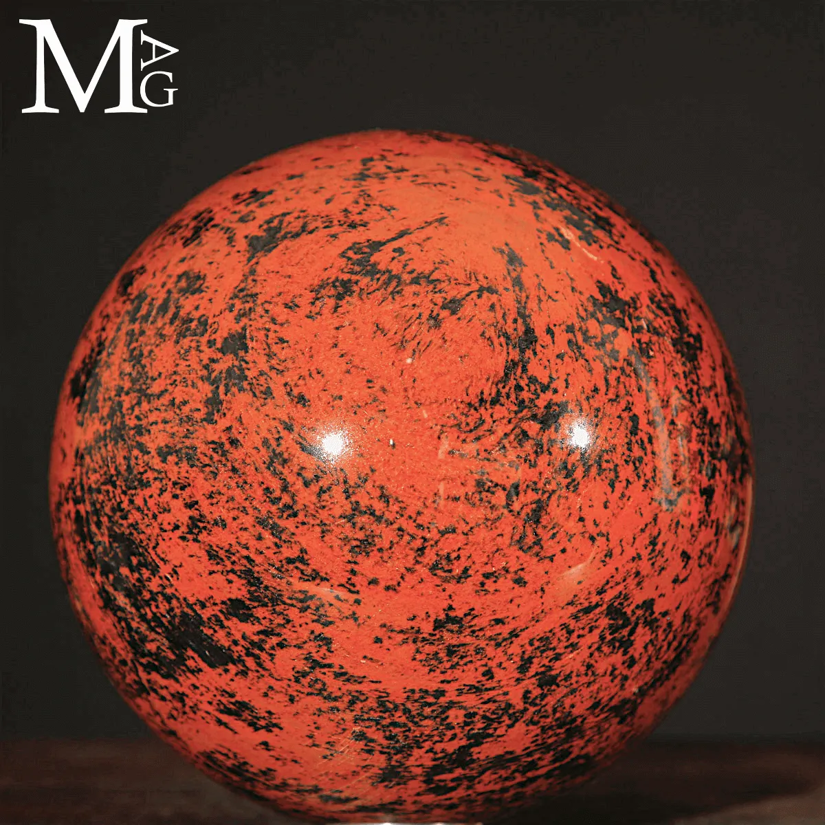 Sfera in ossidiana mogano, Messico.