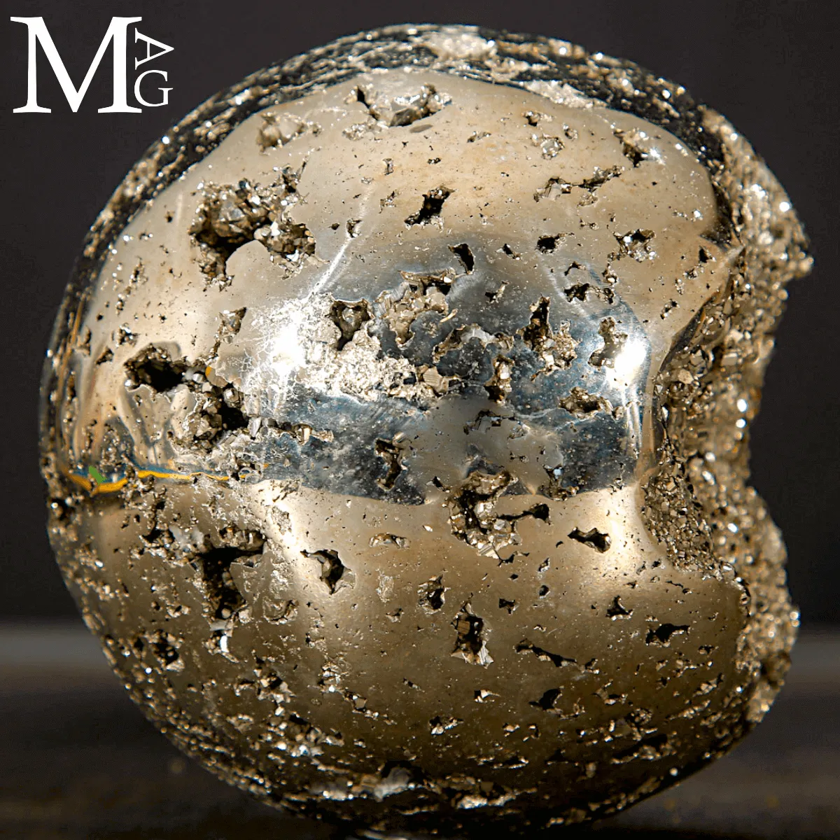 Sfera in Pirite naturale del Perù.