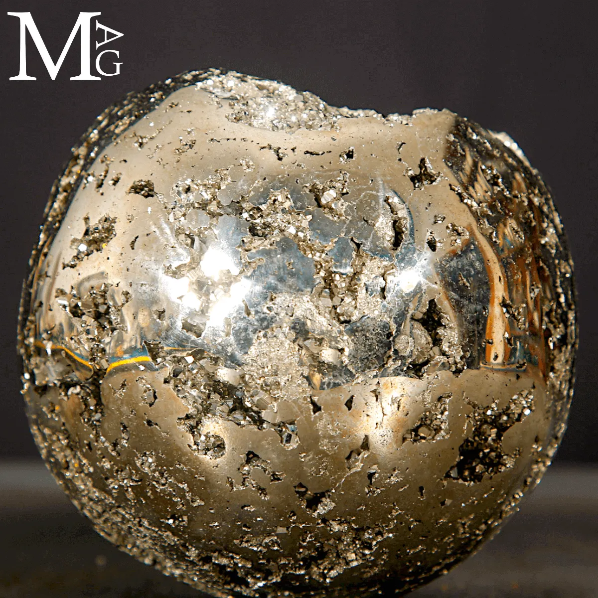 Sfera in Pirite naturale del Perù.