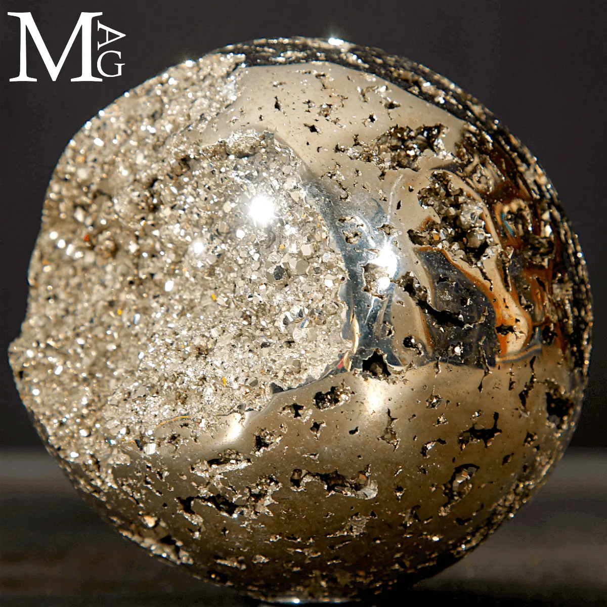 Sfera in Pirite naturale del Perù.