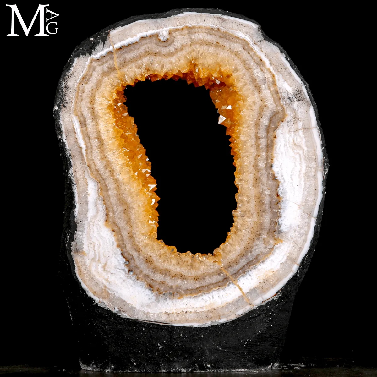 Geode di Citrino Madeira – Fetta su Base Cementizia.