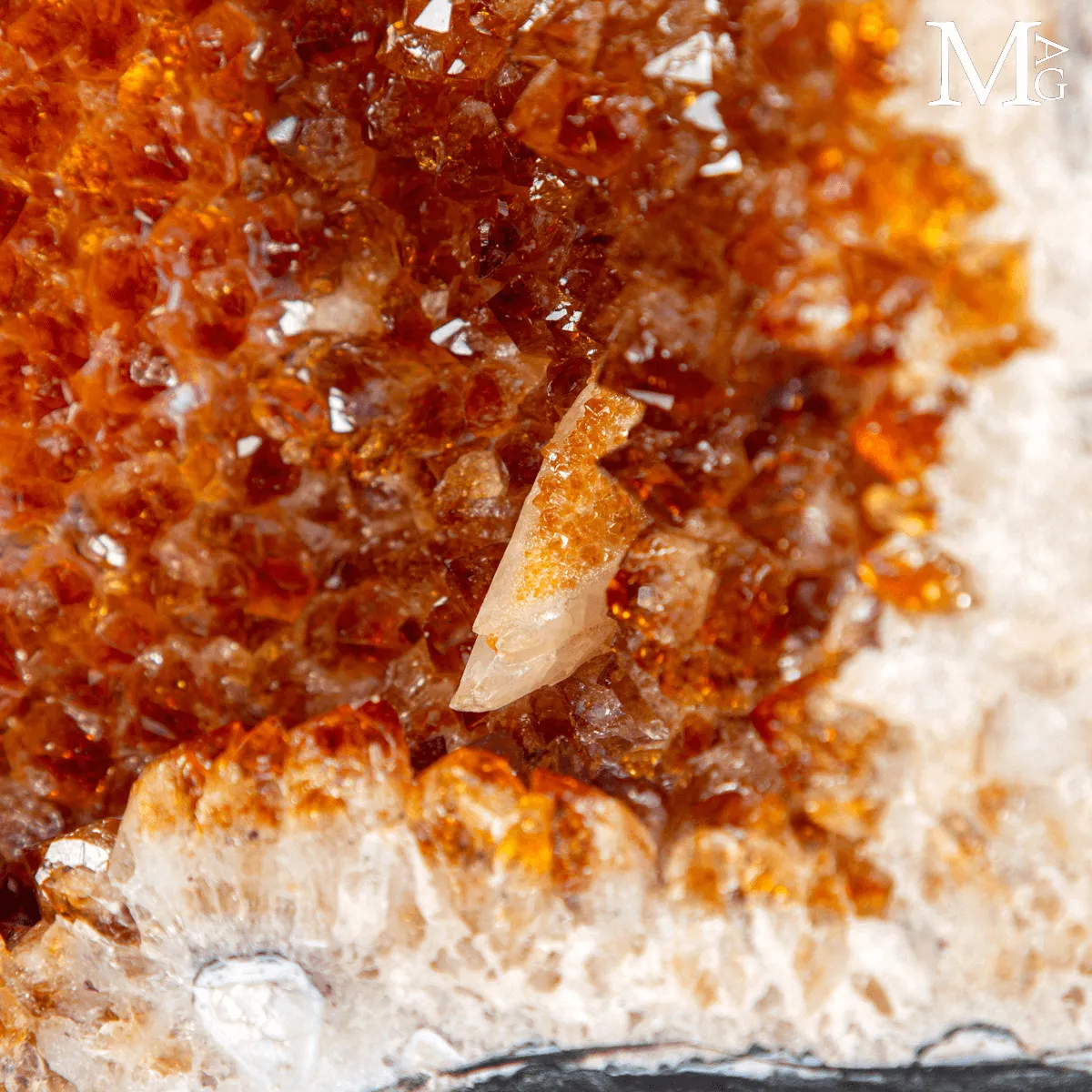 Geode di Citrino Madeira – Sezione.