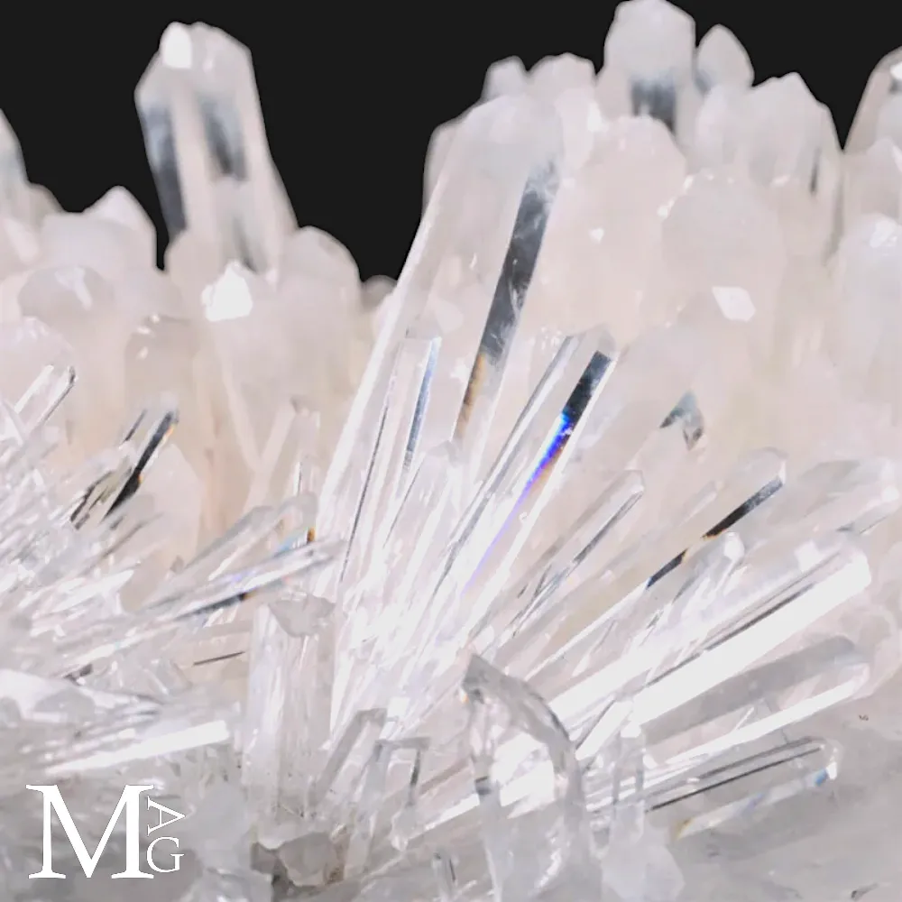 Drusa di Quarzo Aghiforme di Qualità Superiore – Santander, Colombia