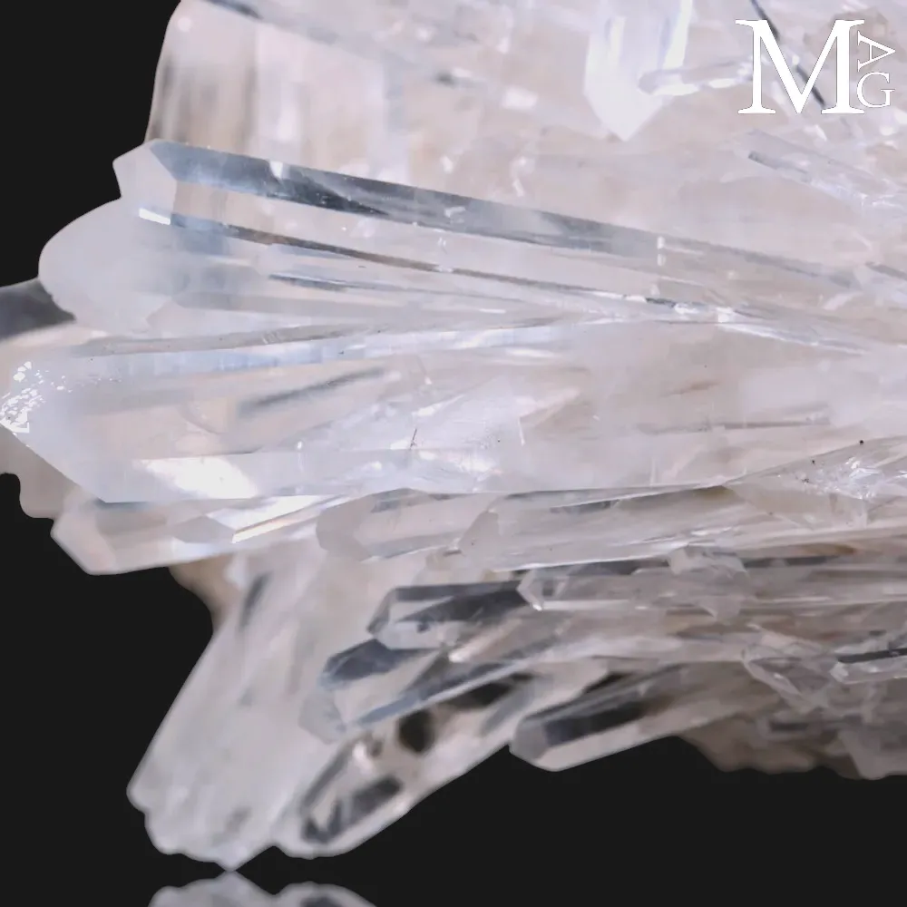 Drusa di Quarzo Aghiforme di Qualità Superiore – Santander, Colombia