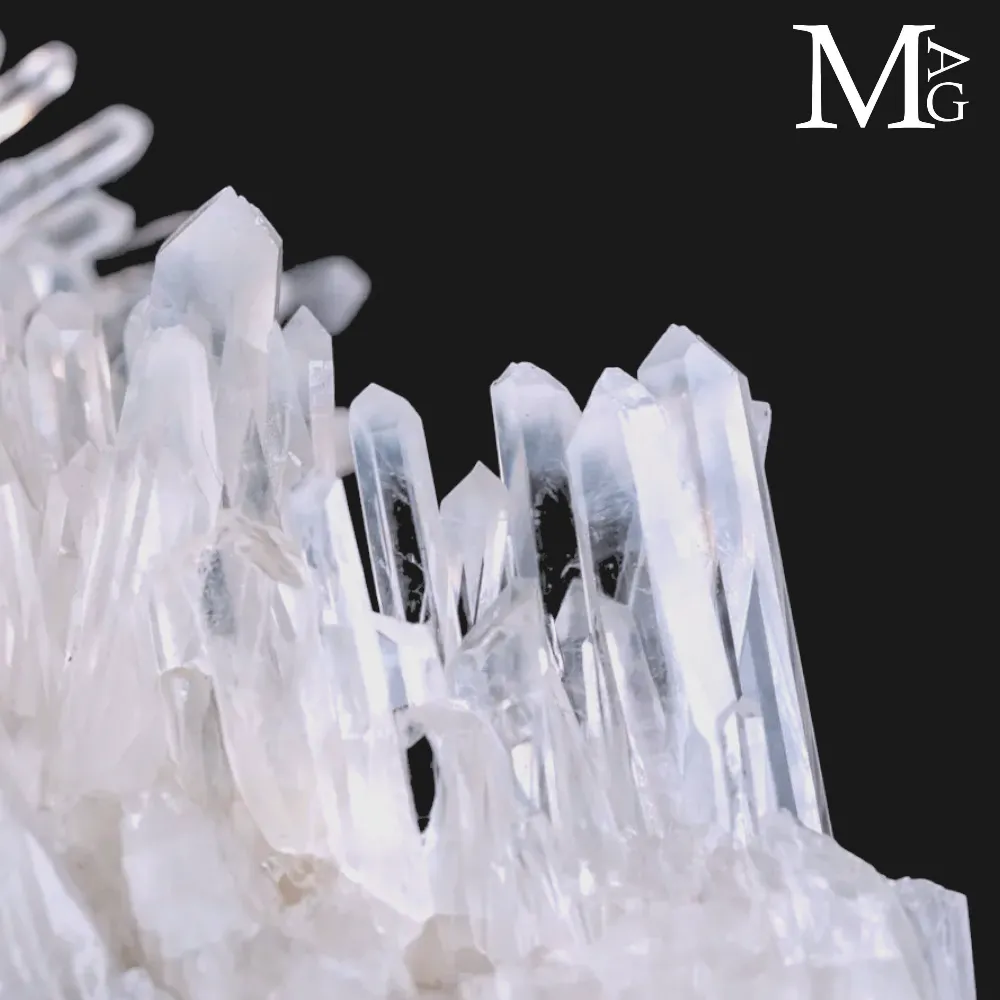 Drusa di Quarzo Aghiforme di Qualità Superiore – Santander, Colombia