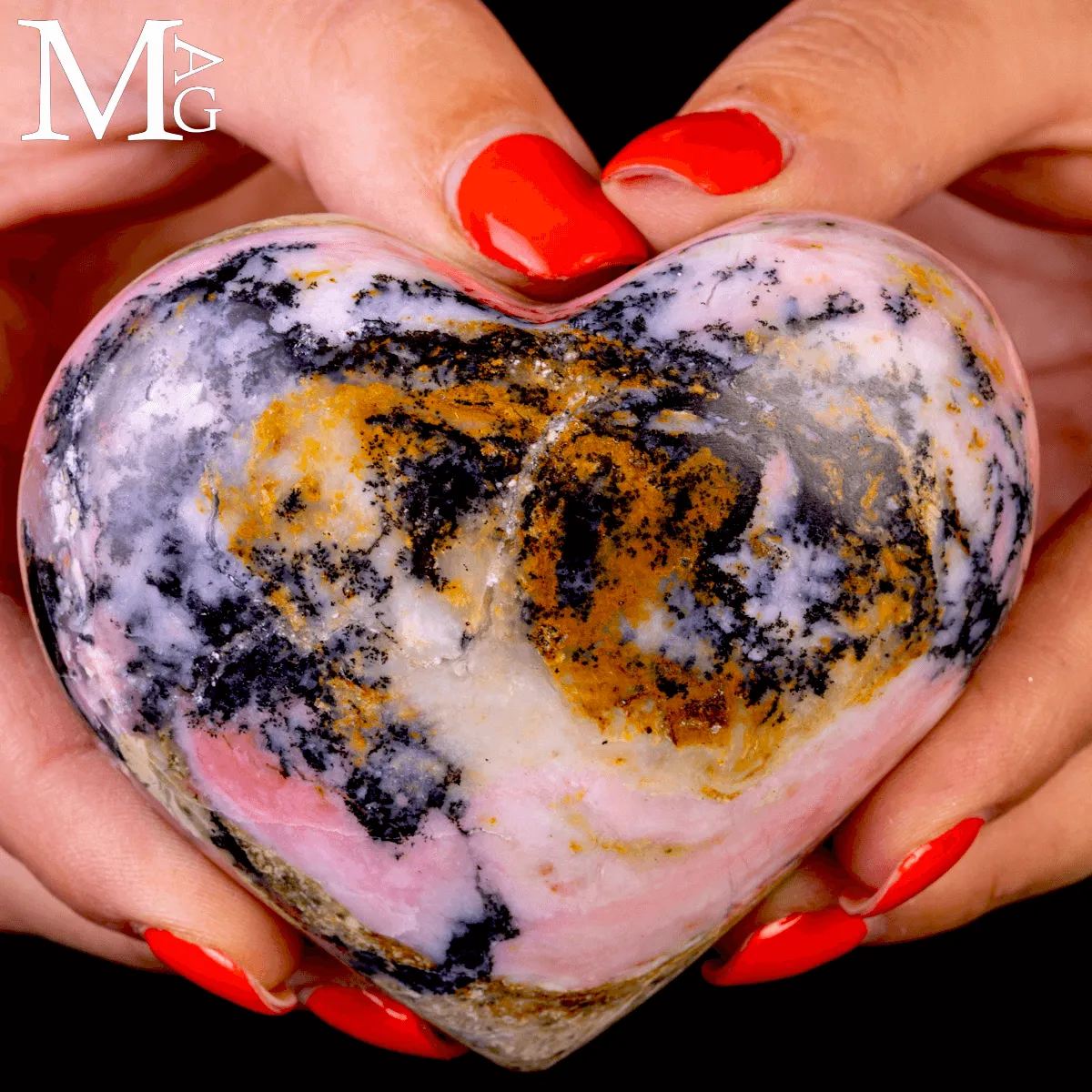 Cuore in Rodonite con In inclusioni Dendritiche – Perù