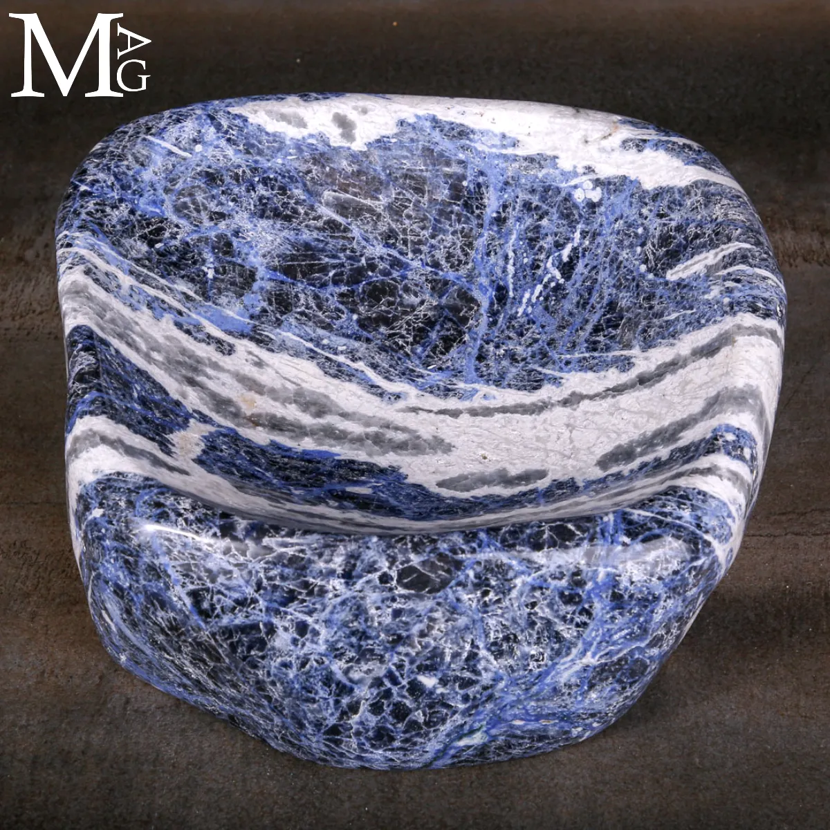 Vasca in Sodalite del Brasile