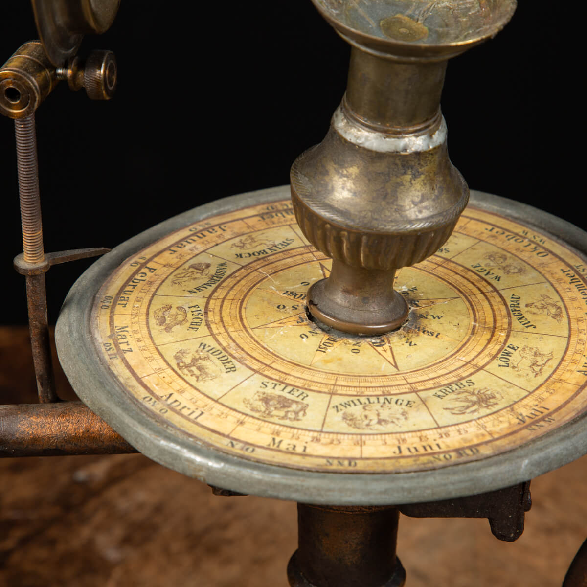 Celestial and terrestrial globes, Planétarium Tellurium - 1990-2000