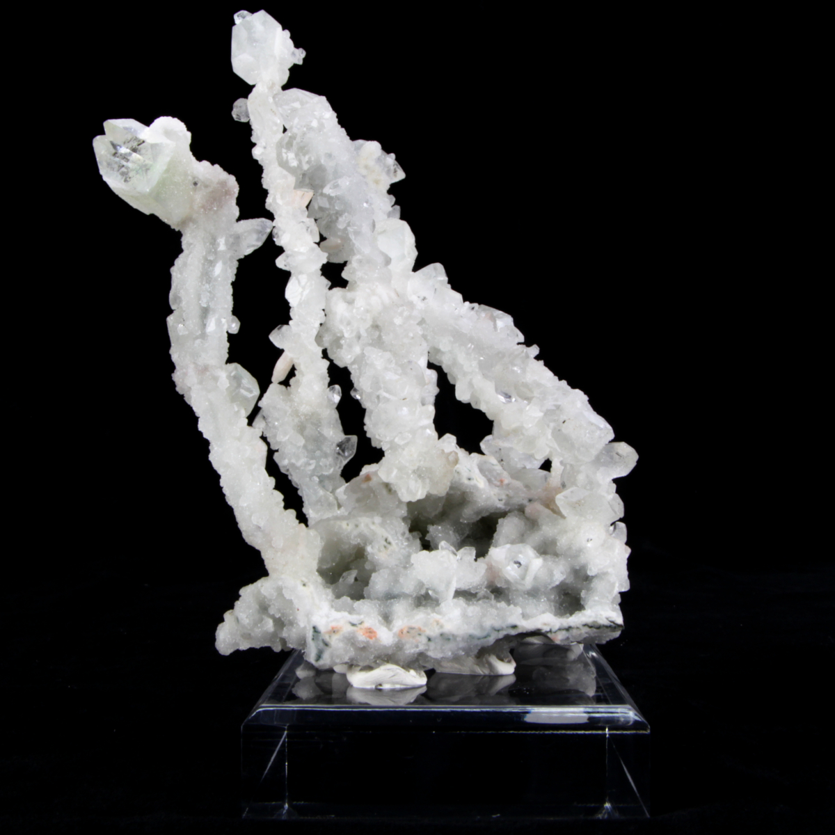 Cristaux d'apophyllite et de calcédoine - Inde