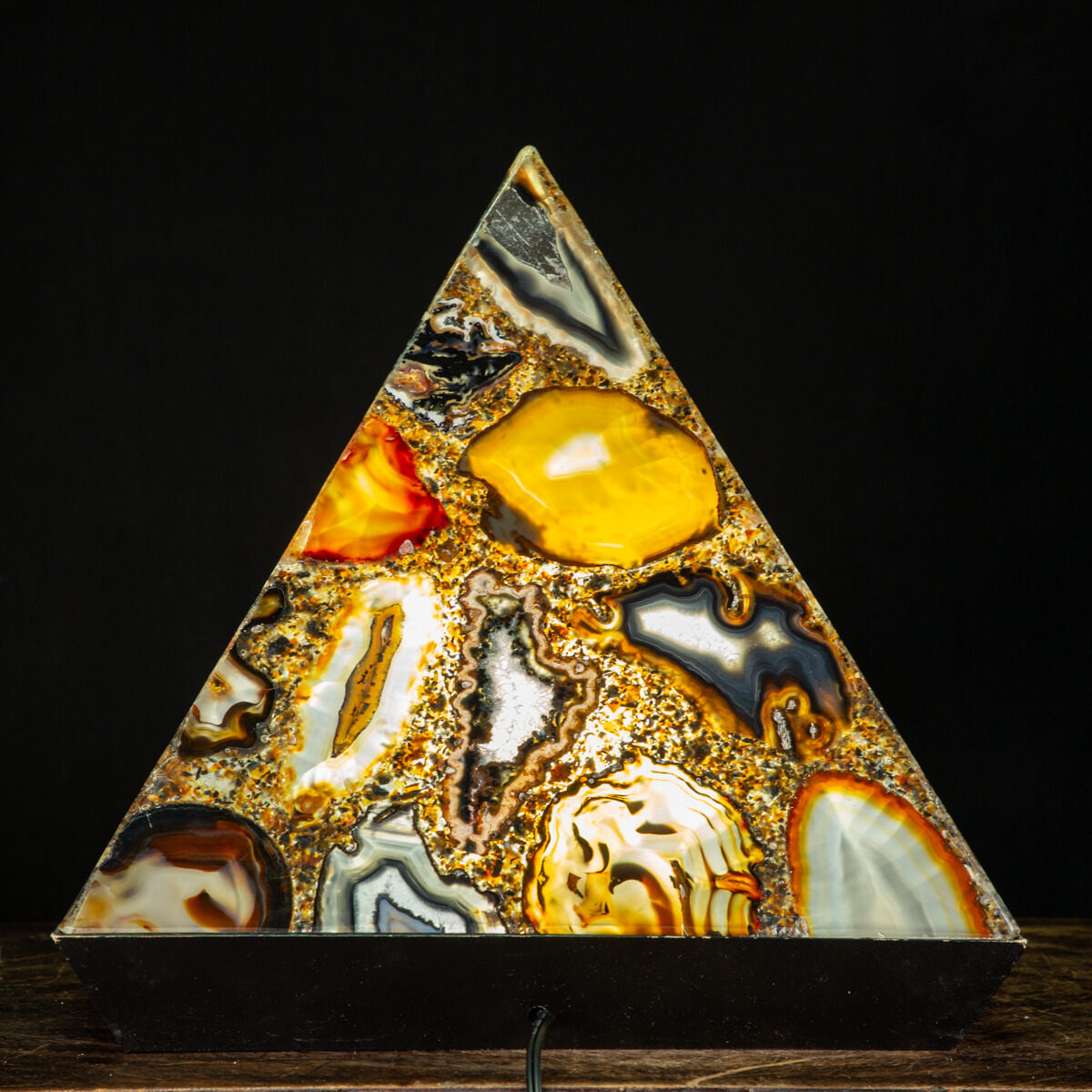 Pyramid Lamp Agate